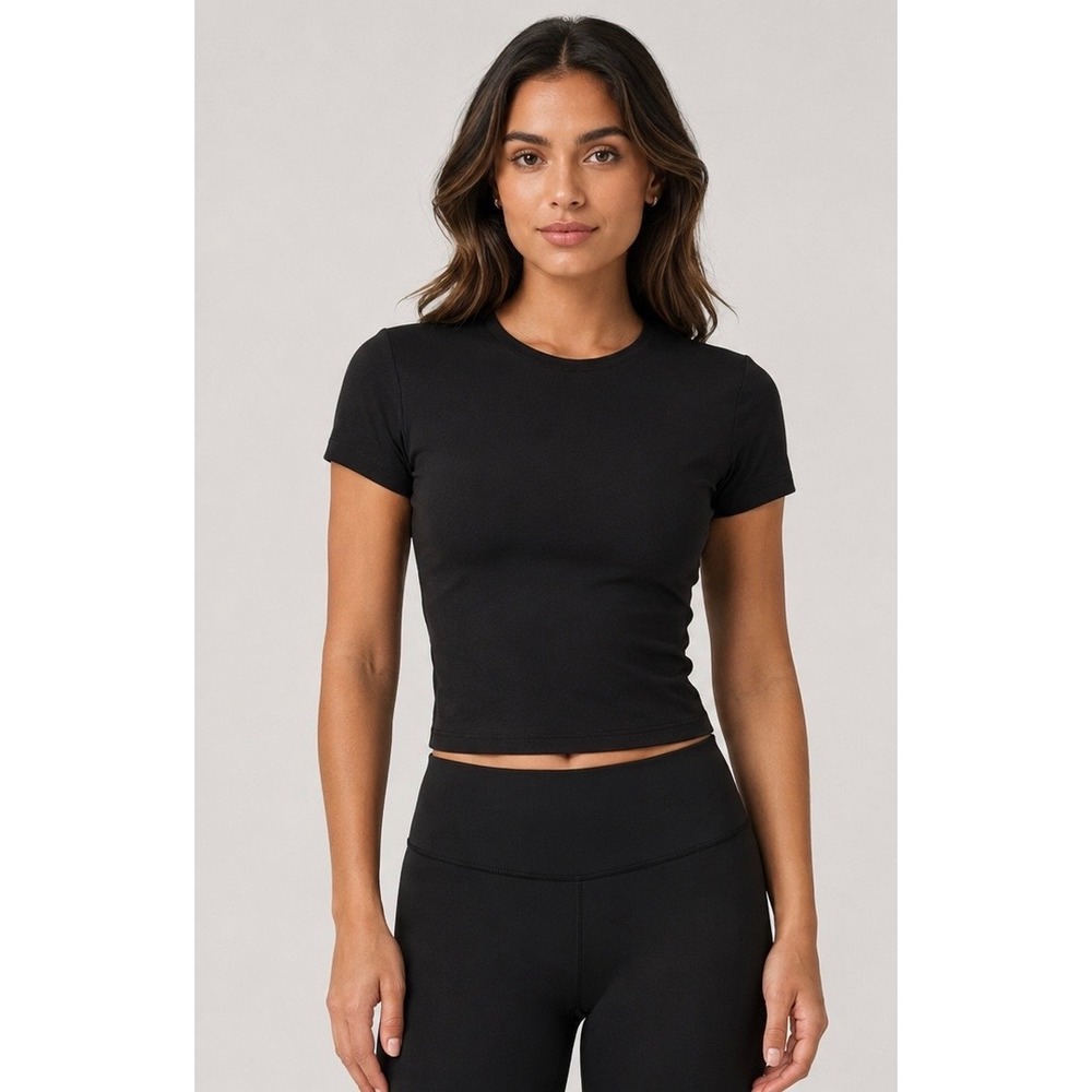 Alo Yoga Alosoft Finesse T-Shirt Black Cropped Activewear Top / Size Small